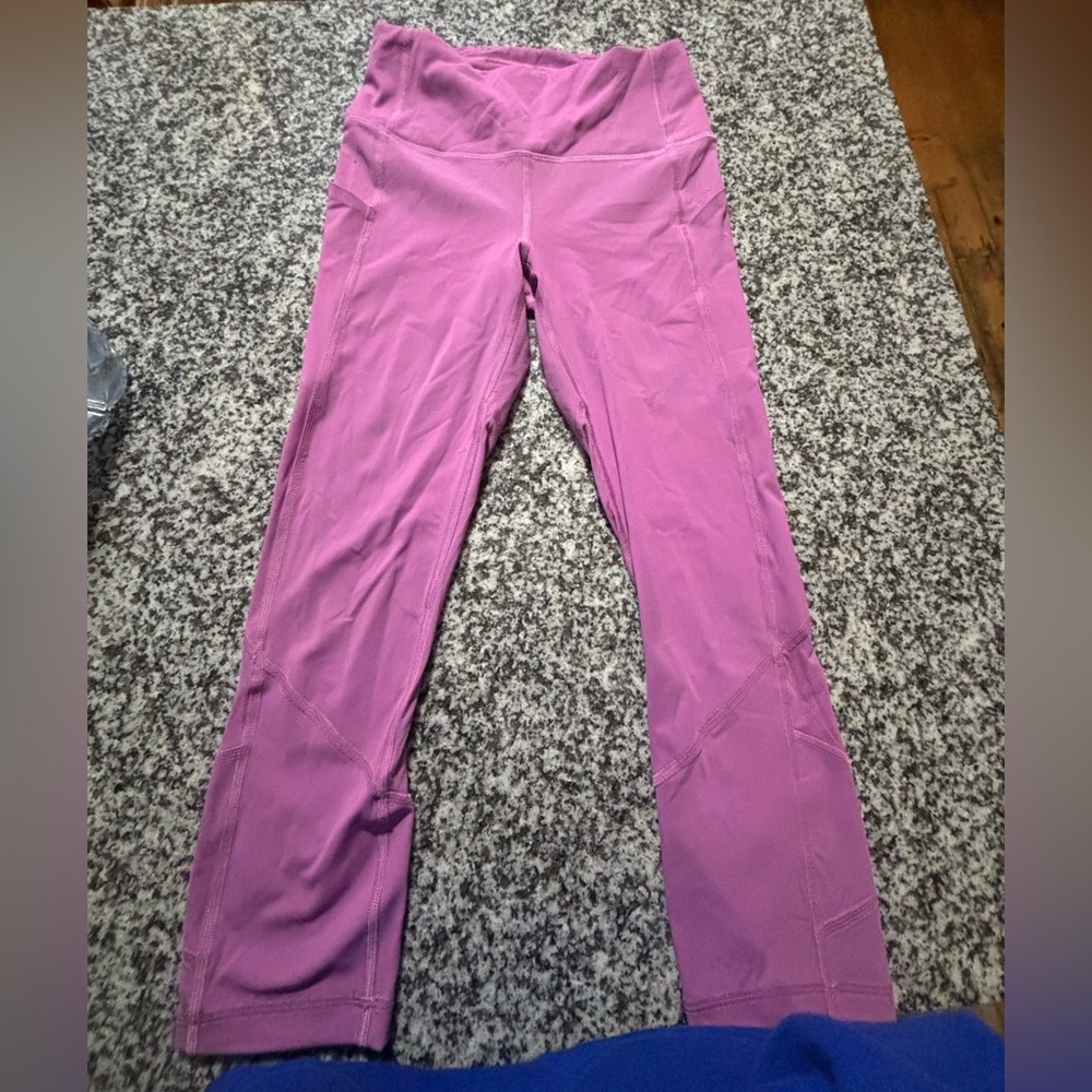 Lululemon 
Size:4
Off pink